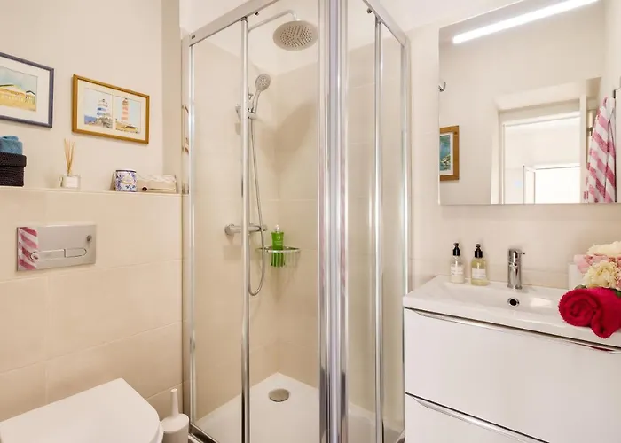 Exquisite Retreat In A Traditional Area Of *