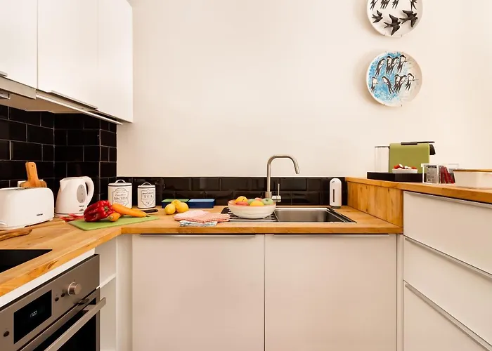 Exquisite Retreat In A Traditional Area Of 포르투