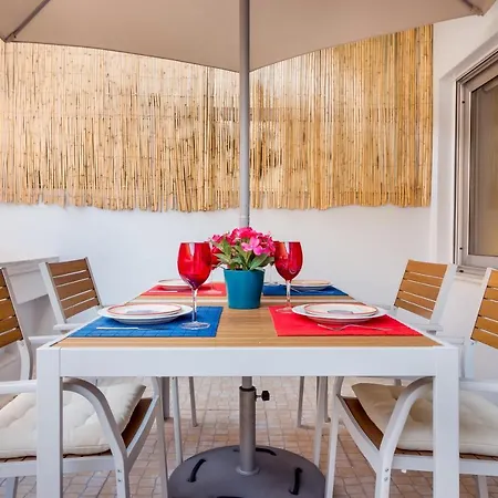 Exquisite Retreat In A Traditional Area Of